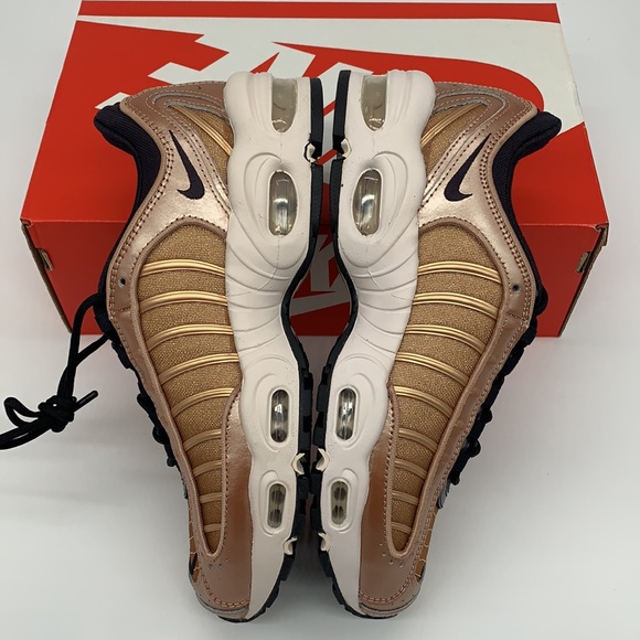 W Air Max Tailwind IV - Picture 7 of 11
